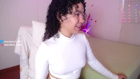 Karolina 3 online show from 8, 11, 2025