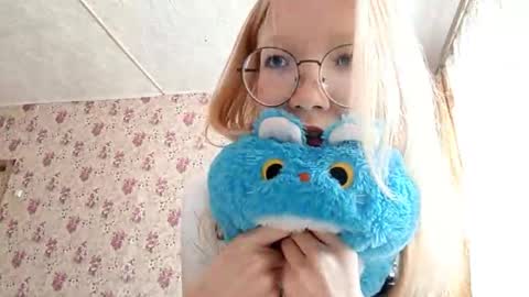 Snapshot of karoncabeza chatting on 3, 3, 2026 Sara online show from 3, 3, 2026