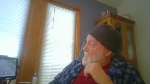 Snapshot of karpp chatting on 8, 12, 2024 karpp online show from 8, 12, 2024