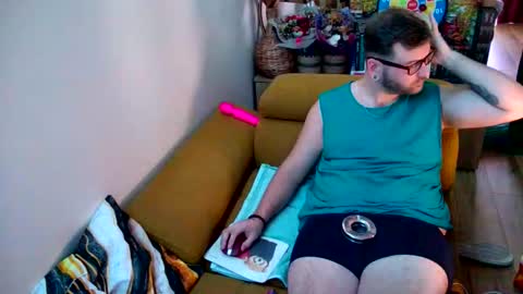 Snapshot of karry300 chatting on 13, 11, 2025 Karry300 online show from 13, 11, 2025