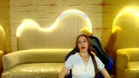 Snapshot of katalina_r chatting on 20, 5, 2026 Katalina online show from 20, 5, 2026