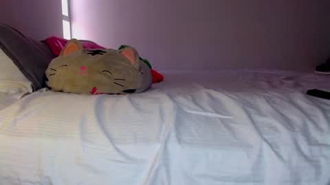 katalinaferreirax online show from 10, 12, 2024