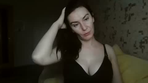 Snapshot of katalinaqe chatting on 16, 9, 2025 KatalinaQE online show from 16, 9, 2025