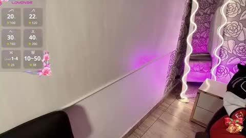 katana_tay online show from 18, 12, 2025