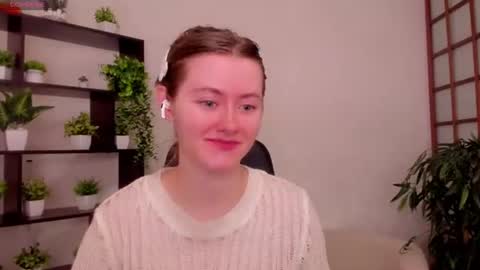 Snapshot of kate_cuddle chatting on 4, 8, 2026 Kate online show from 4, 8, 2026