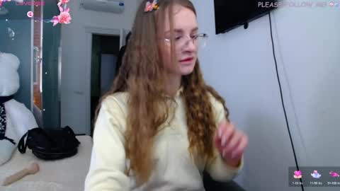 Snapshot of kate_jonson chatting on 24, 4, 2026 .Be kind and gentle with me and I will do my best for you. online show from 24, 4, 2026