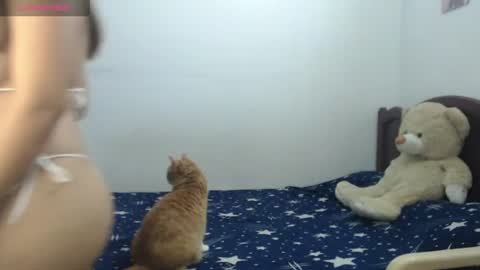 Snapshot of kate_leex chatting on 31, 7, 2026 kate_leex online show from 31, 7, 2026