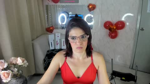 kate_roose online show from 2, 2, 2025