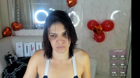 kate_roose online show from 4, 2, 2025