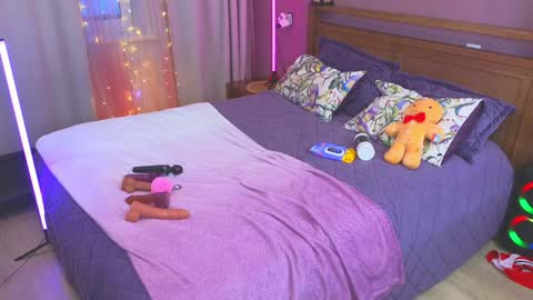 Snapshot of kate_sexhouse chatting on 21, 1, 2025 Kate Sex-House MILA WAYGMT2 MonTue 0300am-1500am online show from 21, 1, 2025