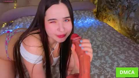 Snapshot of kateblow chatting on 2, 12, 2025 Kate online show from 2, 12, 2025