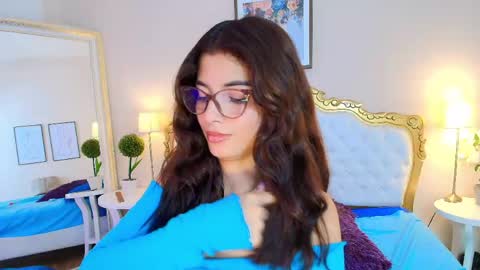 Snapshot of kateemartinez chatting on 28, 4, 2026 katee Martinez online show from 28, 4, 2026