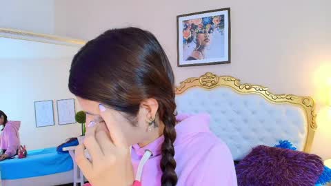 Snapshot of kateemartinez chatting on 28, 4, 2026 katee Martinez online show from 28, 4, 2026