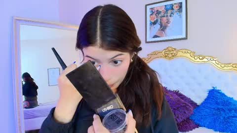Snapshot of kateemartinez chatting on 5, 5, 2026 katee Martinez online show from 5, 5, 2026