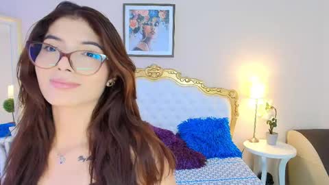 Snapshot of kateemartinez chatting on 19, 5, 2026 katee Martinez online show from 19, 5, 2026