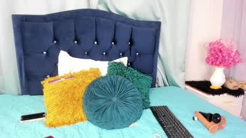 Kate  online show from 7, 2, 2026