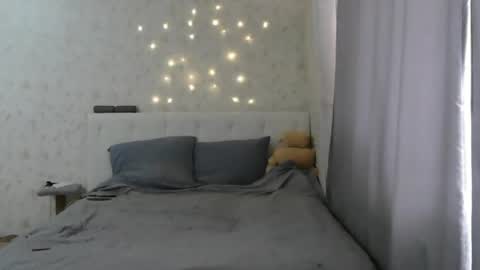 Kate Bunny online show from 18, 4, 2026