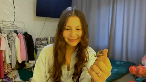 Snapshot of katelynnsanghez chatting on 3, 6, 2026 Eshly online show from 3, 6, 2026