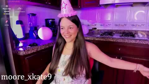 KateMoorex online show from 4, 11, 2025