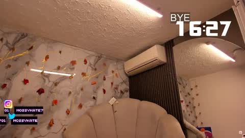 Im Katherine but call me Kate  online show from 27, 11, 2025