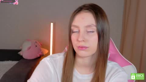 katenickson online show from 19, 4, 2026