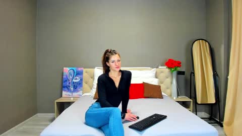 Snapshot of katerina_ray chatting on 4, 12, 2024 Katerina GTM2 Mo Tu Th Fr Sa Su 3am-10am online show from 4, 12, 2024