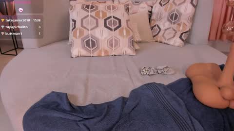 K A T E  online show from 24, 2, 2025