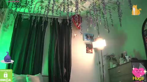 Snapshot of kathc_19 chatting on 25, 5, 2026 Katerine online show from 25, 5, 2026