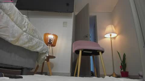 Kathee Saenz online show from 17, 4, 2026