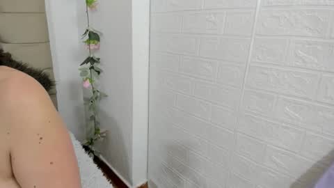 Snapshot of katherine_blair chatting on 21, 4, 2026 katherine_blair online show from 21, 4, 2026
