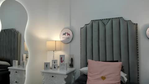 KATHE   online show from 15, 4, 2026