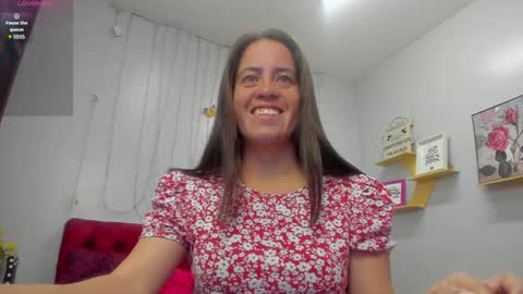 Snapshot of kathina_giraldo chatting on 17, 12, 2024 Paola online show from 17, 12, 2024