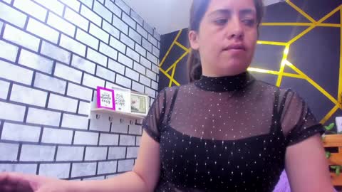 Snapshot of kathina_giraldo chatting on 24, 12, 2024 Paola online show from 24, 12, 2024
