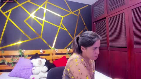 Snapshot of kathina_giraldo chatting on 27, 12, 2024 Paola online show from 27, 12, 2024