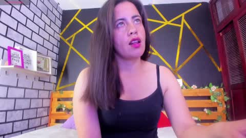 Snapshot of kathina_giraldo chatting on 27, 12, 2024 Paola online show from 27, 12, 2024