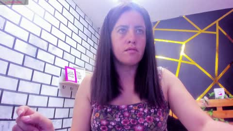 Snapshot of kathina_giraldo chatting on 30, 12, 2024 Paola online show from 30, 12, 2024