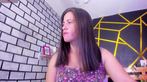 Snapshot of kathina_giraldo chatting on 30, 12, 2024 Paola online show from 30, 12, 2024
