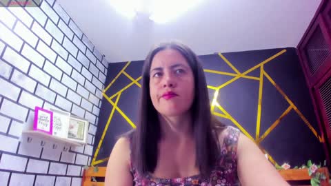 Snapshot of kathina_giraldo chatting on 7, 1, 2025 Paola online show from 7, 1, 2025