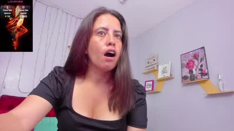 Snapshot of kathina_giraldo chatting on 5, 2, 2025 Paola online show from 5, 2, 2025