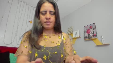 Snapshot of kathina_giraldo chatting on 7, 2, 2025 Paola online show from 7, 2, 2025