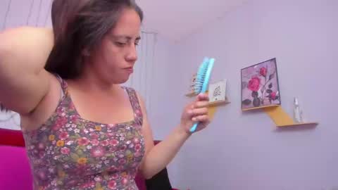 Snapshot of kathina_giraldo chatting on 20, 2, 2025 Paola online show from 20, 2, 2025