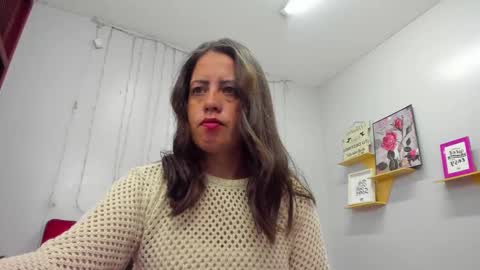 Snapshot of kathina_giraldo chatting on 3, 3, 2025 Paola online show from 3, 3, 2025