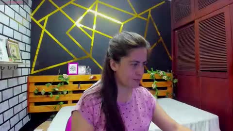 Snapshot of kathina_giraldo chatting on 22, 10, 2025 Paola online show from 22, 10, 2025