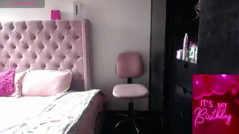 Snapshot of kathybigboobsbbw_ chatting on 7, 5, 2026 kathybigboobsbbw_ online show from 7, 5, 2026