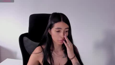 Snapshot of katia_sex25 chatting on 20, 2, 2026 Katia online show from 20, 2, 2026