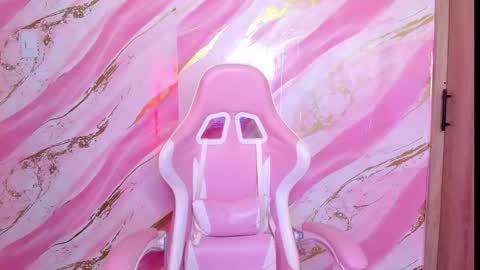 Katie online show from 14, 12, 2025