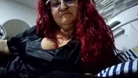 Snapshot of katiratira chatting on 19, 10, 2025 katiratira online show from 19, 10, 2025