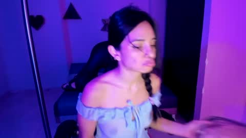 Snapshot of katiuska_doll_squirt chatting on 28, 6, 2026 katiuska_doll_squirt online show from 28, 6, 2026