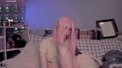 katkittykate online show from 4, 12, 2025