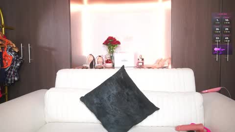 K A T L Y N  online show from 16, 1, 2026